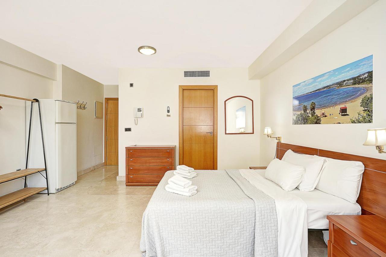 Apartamento En 1ª Linea De Playa, Estepona Centro Exterior foto